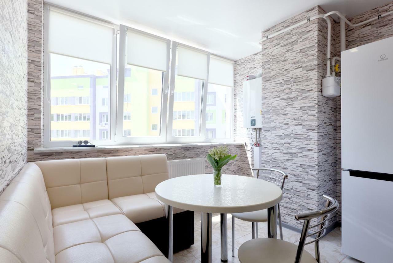088 Apartment Near Airport Zhulyan Kiev Exterior foto